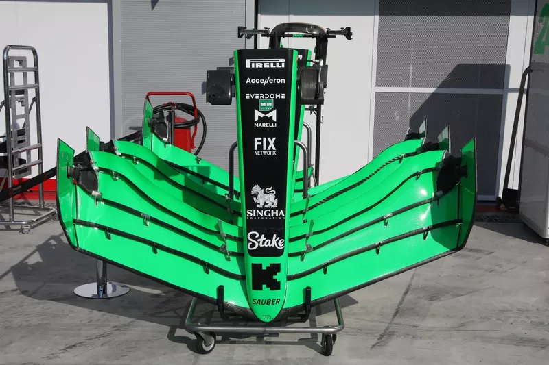 Détails techniques du Sauber C44