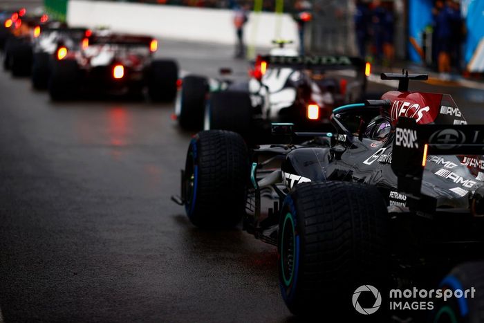 Lewis Hamilton, Mercedes W12