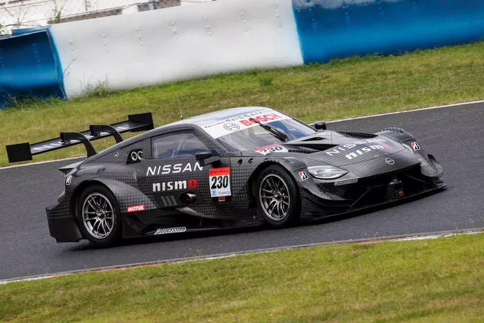 #230 Nissan Z