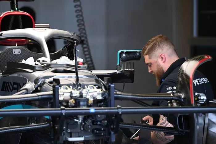 Detalle del Mercedes W13