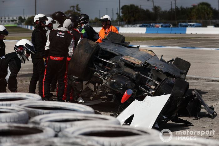 Choque del #7 Toyota Gazoo Racing Toyota GR010 - Hybrid: José María López