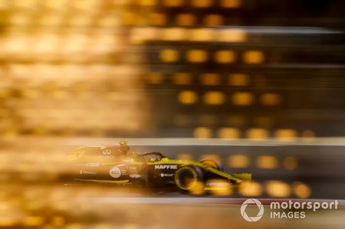 Nico Hulkenberg, Renault R.S. 19