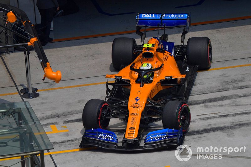 Lando Norris, McLaren MCL34, leaves the garage