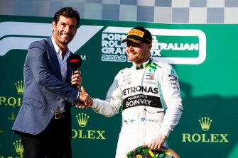 Podyum: Mark Webber ve Yarış galibi Valtteri Bottas, Mercedes AMG F1