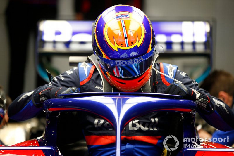 Александр Элбон, Scuderia Toro Rosso STR14