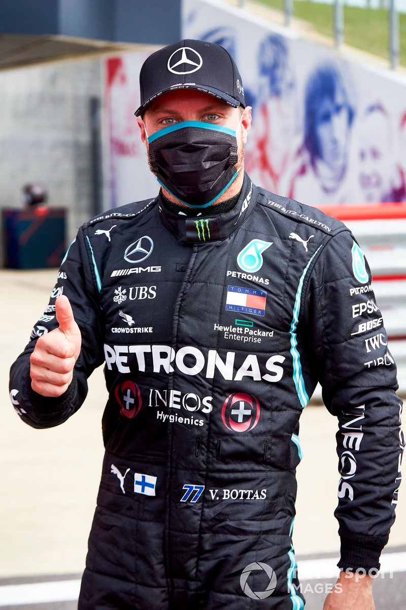 Il Pole sitter Valtteri Bottas, Mercedes AMG F1