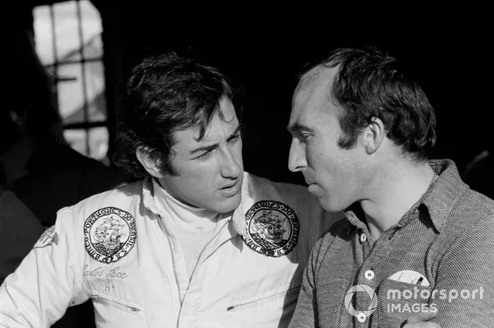 Carlos Pace con Frank Williams, propietario del equipo Williams