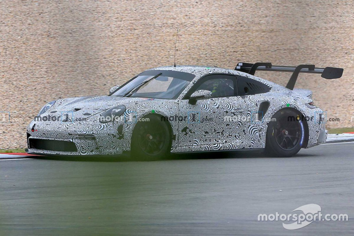 Шпионский снимок Porsche 911 GT3 Cup