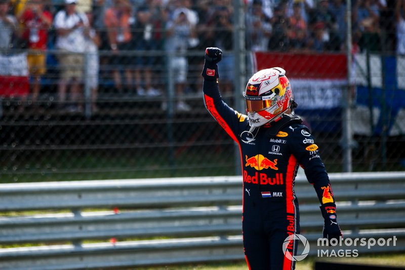 Max Verstappen (Red Bull): 21 años, 10 meses y 5 días