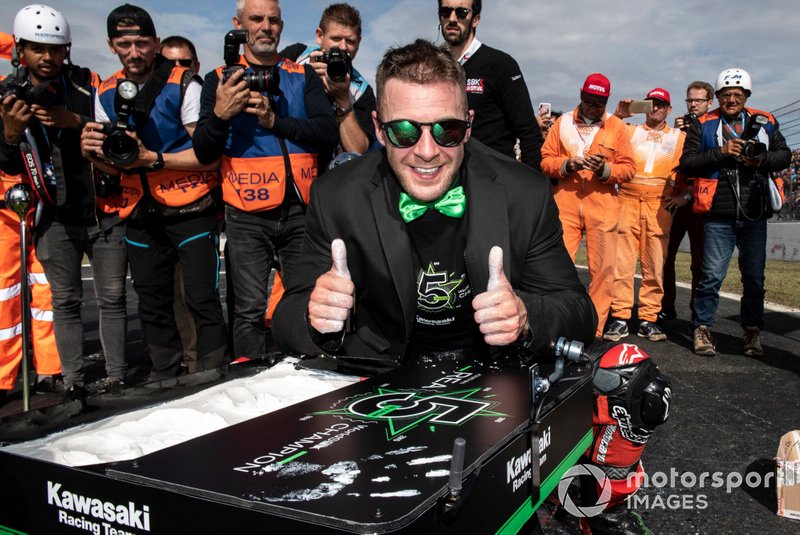 Jonathan Rea, Kawasaki Racing Team celebra su quinto título mundial
