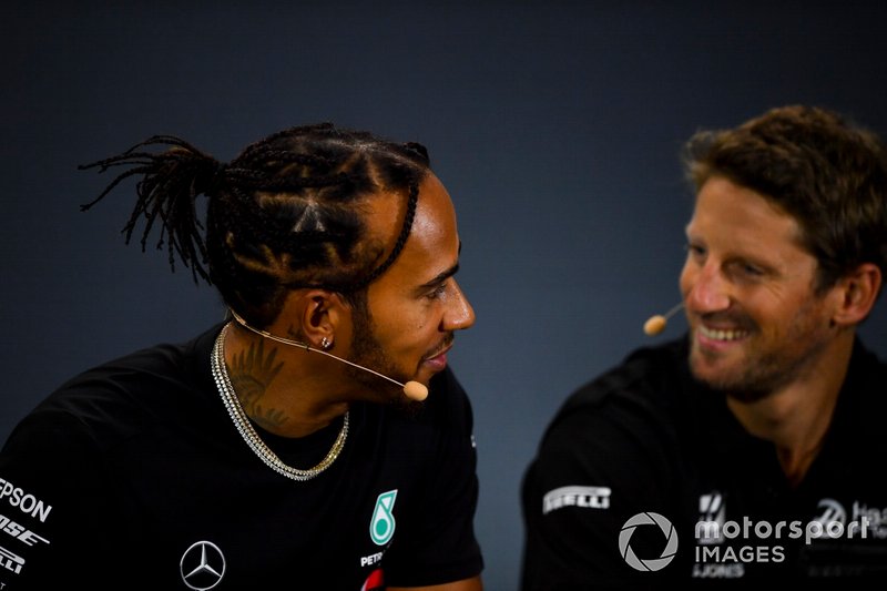 Lewis Hamilton e Romain Grosjean