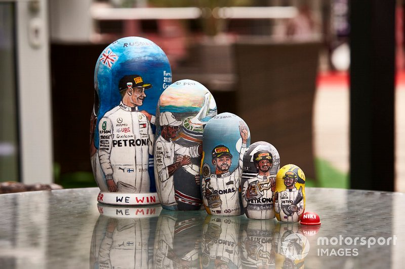 Mercedes Russian Dolls