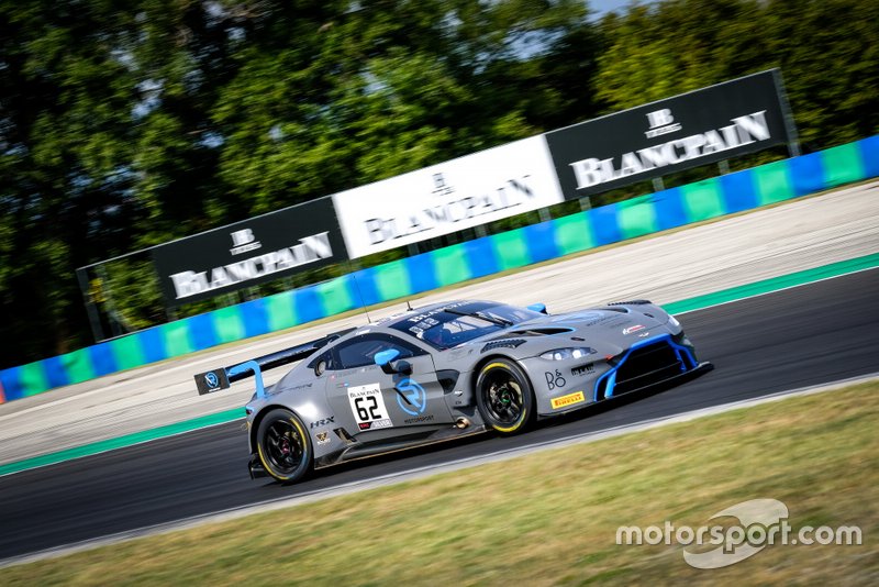 #62 R-Motorsport Aston Martin Vantage AMR GT3: Aaro Vainio, Hugo de Sadeleer