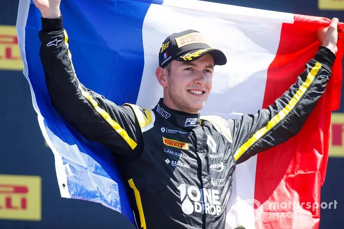 Ele conquistou duas vitórias na temporada. Uma delas foi na França, em Paul Ricard.