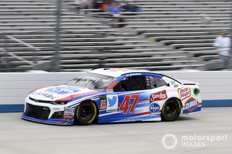 24. A.J. Allmendinger, JTG Daugherty Racing, Chevrolet Camaro Kroger ClickList