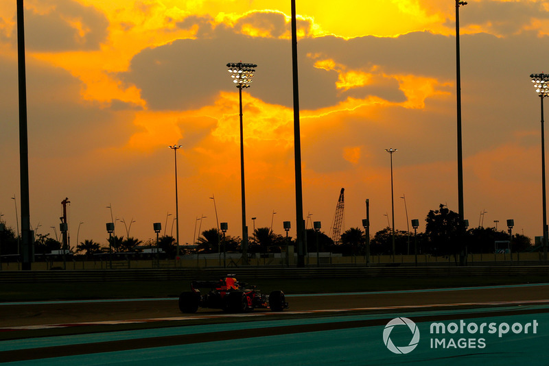 Max Verstappen, Red Bull Racing RB14 Jean Petin