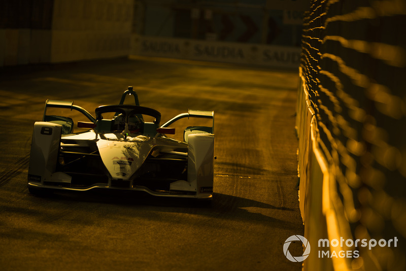 Jamie Chadwick, NIO Formula E Team, NIO Sport 004