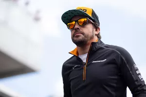Fernando Alonso, McLaren lors de la parade des pilotes