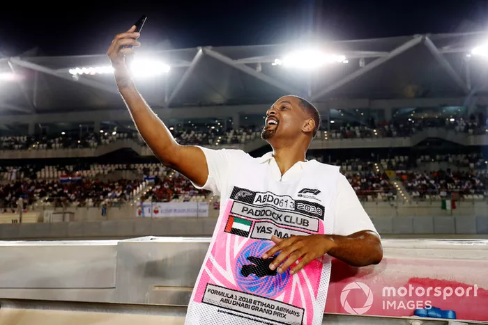 Will Smith selfie