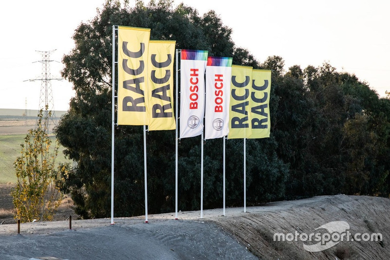 II Curso de Conducción y Nuevas Tecnologías BOSCH - Motor1.com España - Motorsport.com