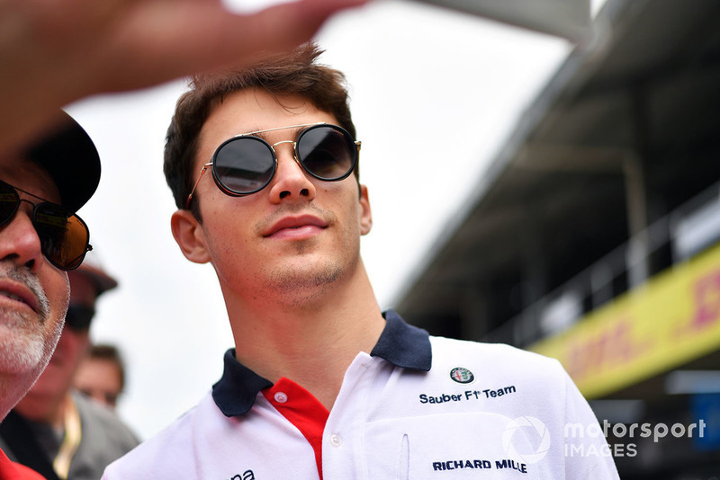 Charles Leclerc, Sauber with fans
