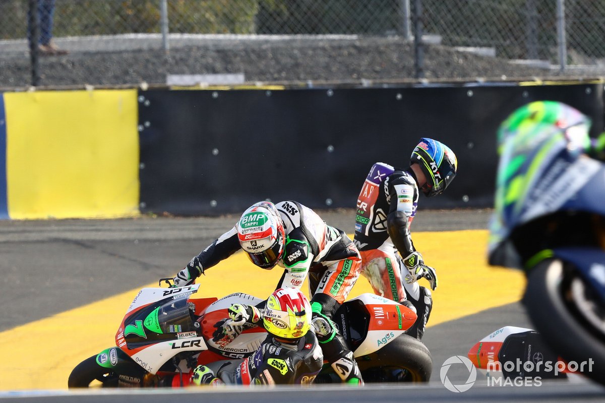 Crash entre Niccolo Canepa, LCR E-Team, Xavier Simeon, LCR E-Team, Dominique Aegerter, Dynavolt Intact GP