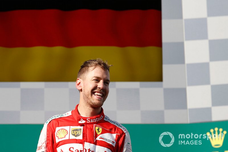 Podio: tercer lugar Sebastian Vettel, Ferrari