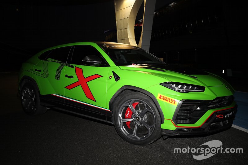 Lamborghini Urus ST-X
