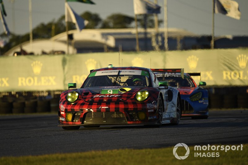 #9 PFAFF Motorsports Porsche 911 GT3 R, GTD: Dennis Olsen, Zacharie Robichon, Lars Kern, Patrick Pilet