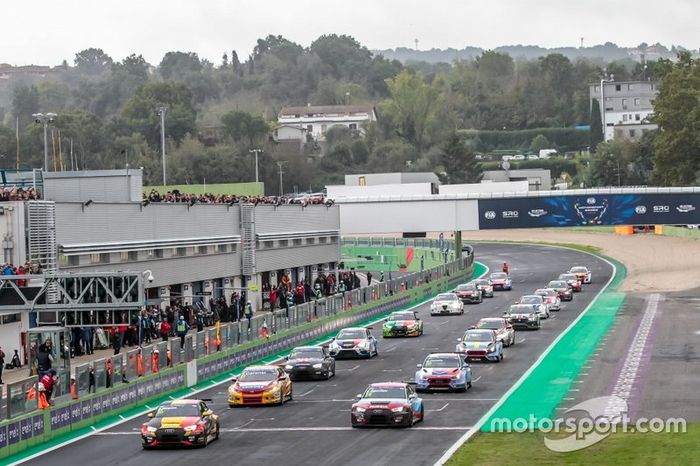 Inicio TCR carrera 2