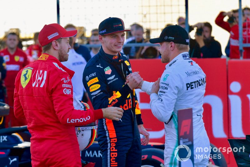 I primi 3 qualificati, Sebastian Vettel, Ferrari, Max Verstappen, Red Bull Racing, e pole man Valtteri Bottas, Mercedes AMG F1, in griglia di partenza, dopo le Qualifiche