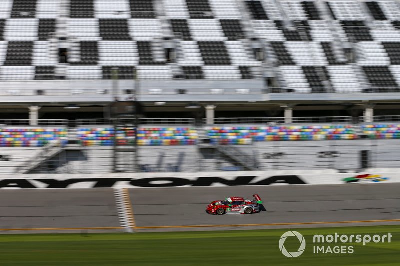 #9 PFAFF Motorsports Porsche 911 GT3 R, GTD: Dennis Olsen, Zacharie Robichon, Lars Kern, Patrick Pilet