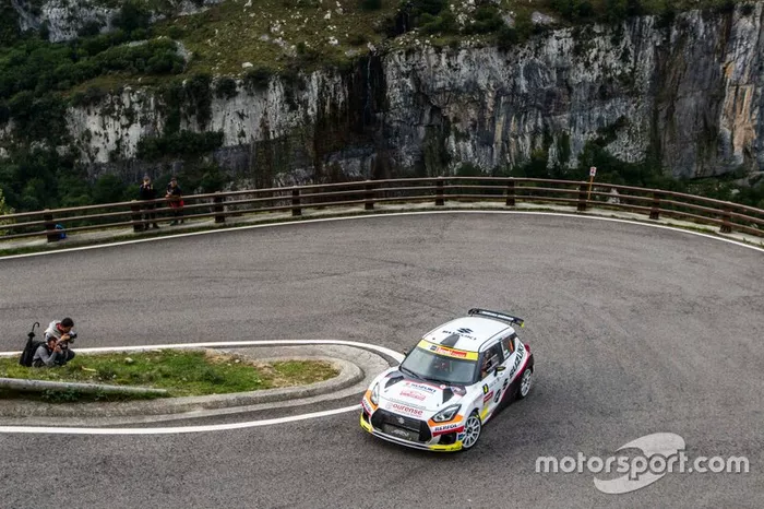 Joan Vinyes - Jordi Mercader (Suzuki )Swift Sport R+ N5)