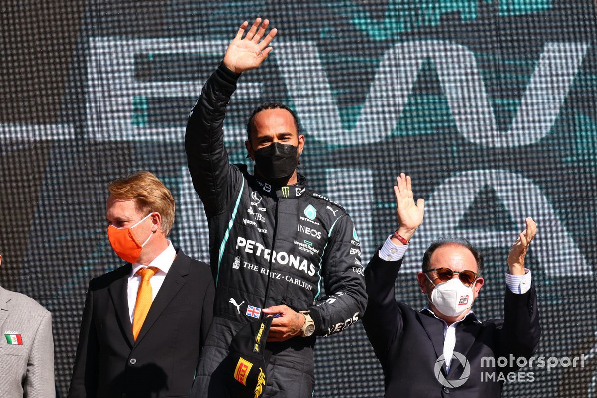 Lewis Hamilton, Mercedes: 8 puan