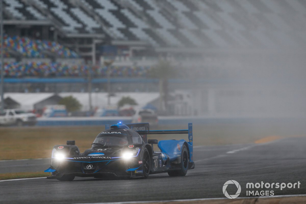 #10 Wayne Taylor Racing Acura ARX-05 Acura DPi: Ricky Taylor, Filipe Albuquerque, Alexander Rossi, Helio Castroneves