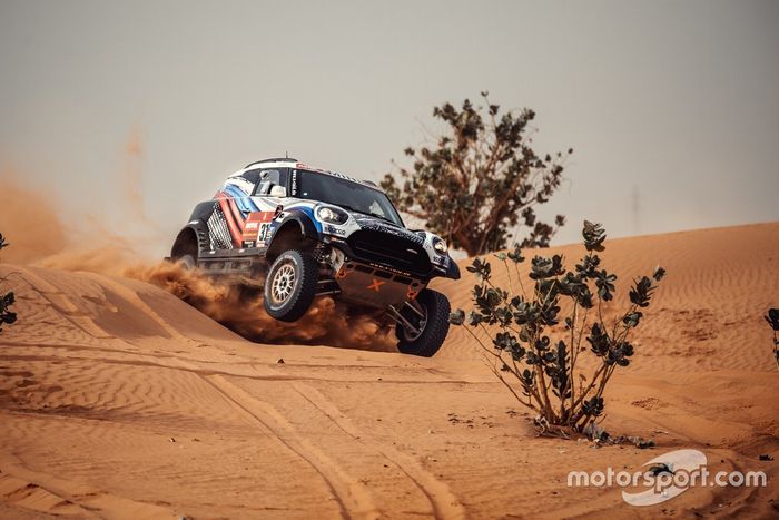 #317 X-Raid Mini JCW Rally Team Bmw: Vladimir Vasilyev, Dmitro Tsyro