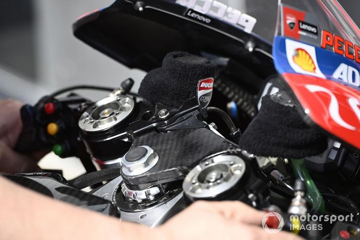 Detalle de la moto Ducati Team 