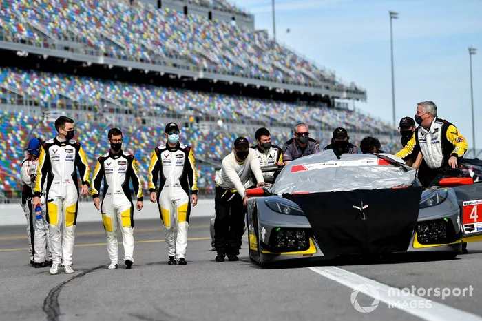 #4 Corvette Racing Corvette C8.R, GTLM: Nick Tandy, Tommy Milner, Alexander Sims