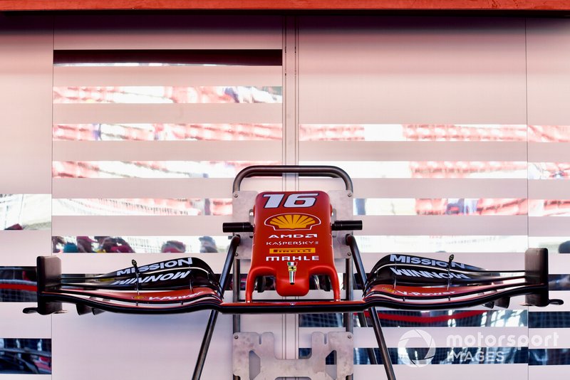Front wing of Charles Leclerc, Ferrari SF90