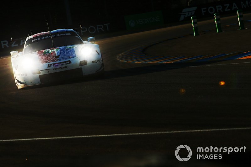 #94 Porsche GT Team, Porsche 911 RSR, Sven Muller, Mathieu Jaminet, Dennis Olsen