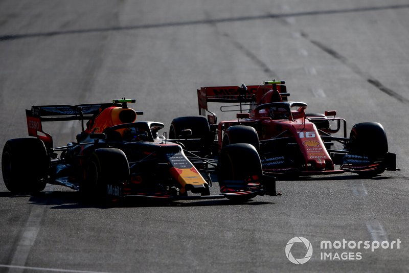 Charles Leclerc, Ferrari SF90, Pierre Gasly, Red Bull Racing RB15