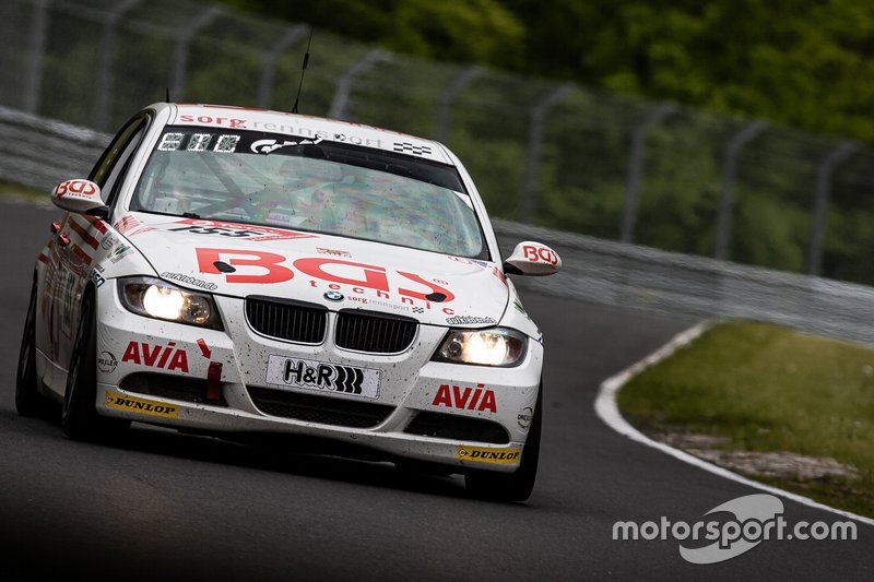 #155 Emir Aşarı, Ersin Yücesan, Torsten Kratz, BMW 325i, Sorg Rennsport