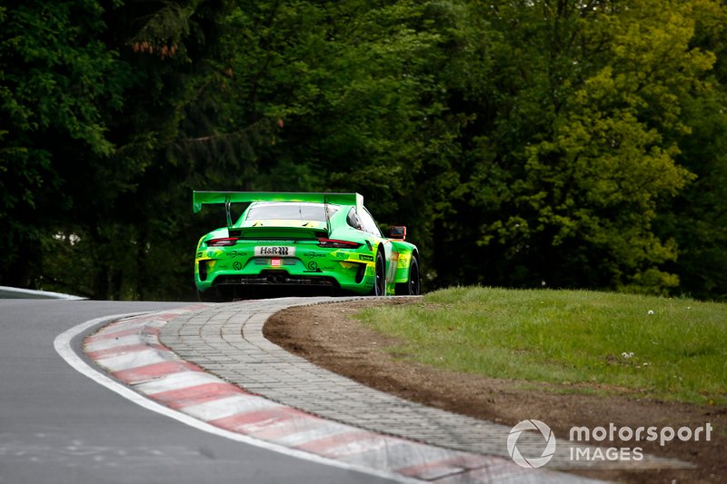 #1 Manthey-Racing Porsche 911 GT3 R: Richard Lietz, Frederic Makowiecki, Patrick Pilet, Nick Tandy