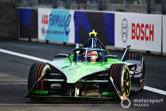 Robin Frijns, Envision Racing, Jaguar I-TYPE 6