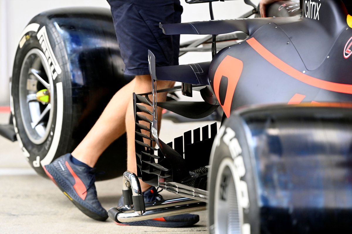 Red Bull Racing RB16B detail