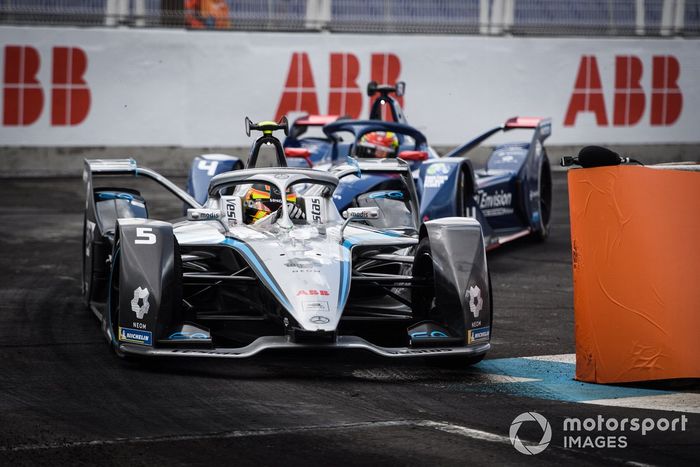 Stoffel Vandoorne, Mercedes-Benz EQ, EQ Silver Arrow 02, Robin Frijns, Envision Virgin Racing, Audi e-tron FE07