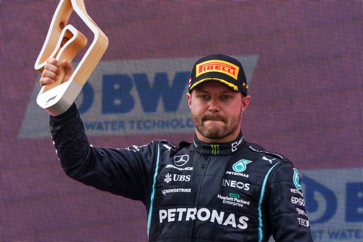 Podio: segundo lugar Valtteri Bottas, Mercedes