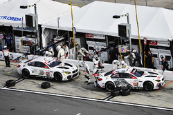 #25 BMW Team RLL BMW M6 GTLM: Bill Auberlen, Dirk Werner, Augusto Farfus, Bruno Spengler, #100 BMW Team RLL BMW M6 GTLM: Lucas Luhr, John Edwards, Kuno Wittmer, Graham Rahal hits a rogue tire