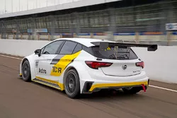Opel Astra TCR