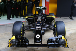 Renault Sport F1 Team RS16 roll out
